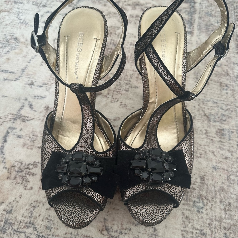 BCBGeneration Black and Gold Women's Heels